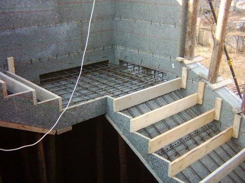 Бетонные лестницы. Монолитные лестницы из бетона.