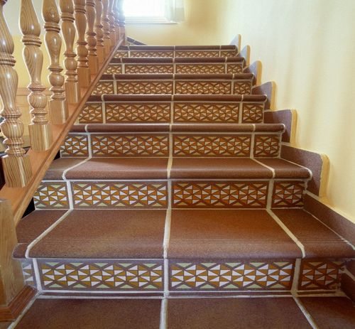 Плитка для лестничных ступеней