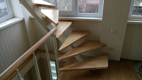 Лестница с забежными ступеньками